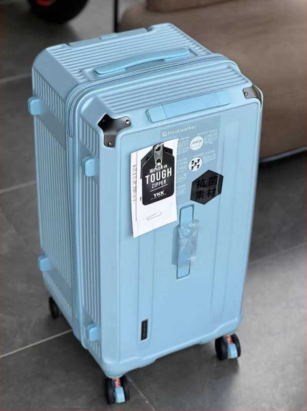 Stabils ceļojumu koferis ar TSA paroles slēdzeni, PC korpuss, universālie riteņi, ietilpība 36–55 L, paplašināšana