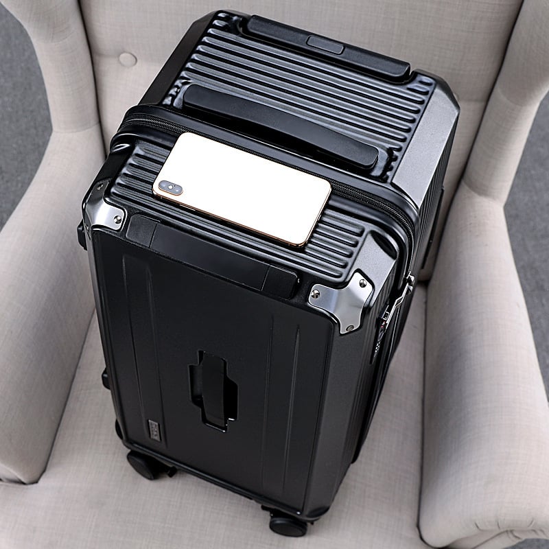 Stabils ceļojumu koferis ar TSA paroles slēdzeni, PC korpuss, universālie riteņi, ietilpība 36–55 L, paplašināšana