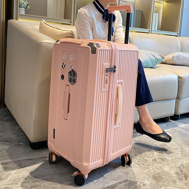 Stabils ceļojumu koferis ar TSA paroles slēdzeni, PC korpuss, universālie riteņi, ietilpība 36–55 L, paplašināšana