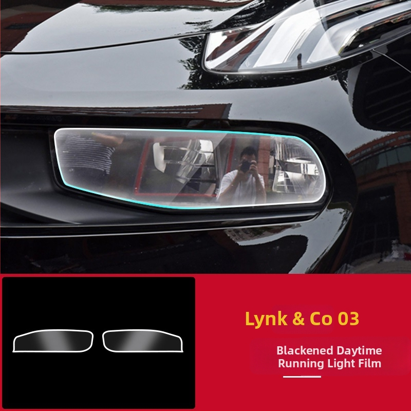 Audi priekšējo lukturu aizsargfilms – hidrogel membrāna, viengabala veidošana, skrāpējumu pretestība