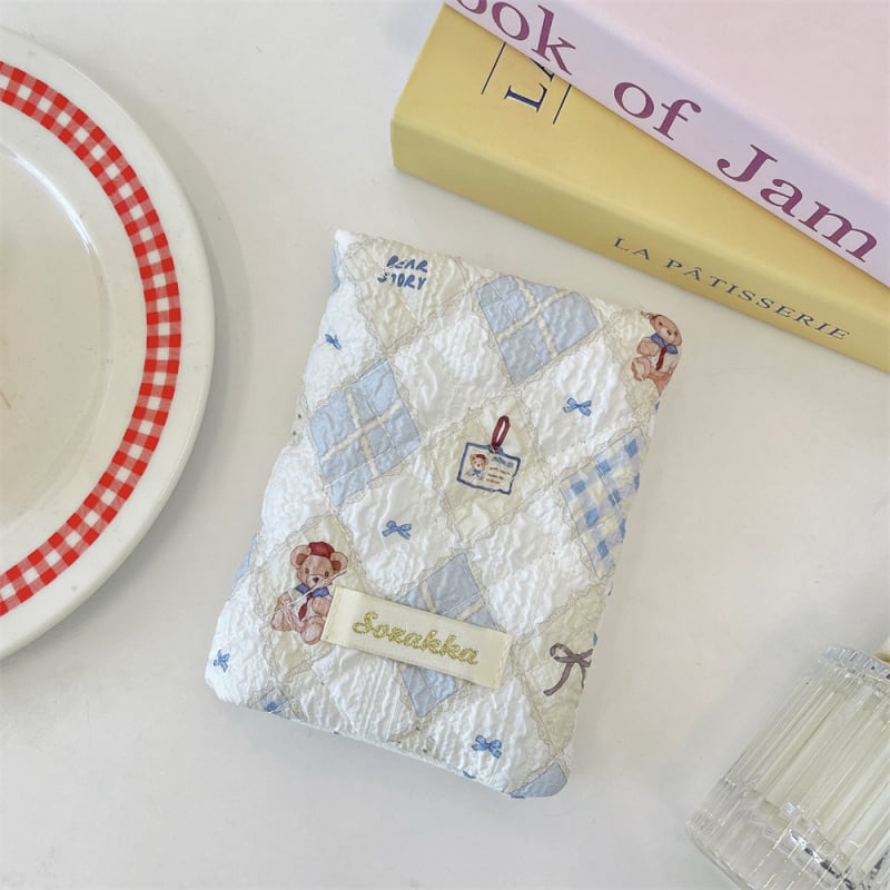 Калъф за паспорт и документи с аниме принт, полиестер, подплата полиестер, за жени, подходящ за съхранение на документи.