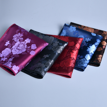 Vyrinė kišeninė servetėlė kostiumui, jacquard Paisley raštas, poliesterio pluoštas, administracinio stiliaus, lankstymo stilius, 2025 metų žiema