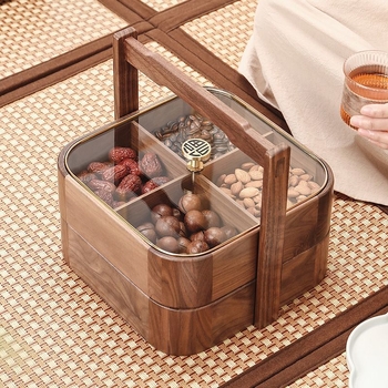 Fa gyümölcstál modern minimalista stílusban, kockás mintával, 2025-ben debütált.