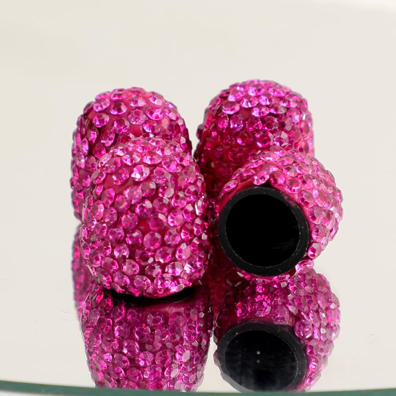 Automobilių vožtuvo dangtelis – deimantais inkrustuotas, bekamerinis ventilis, guminis, su sriegimu, universalus