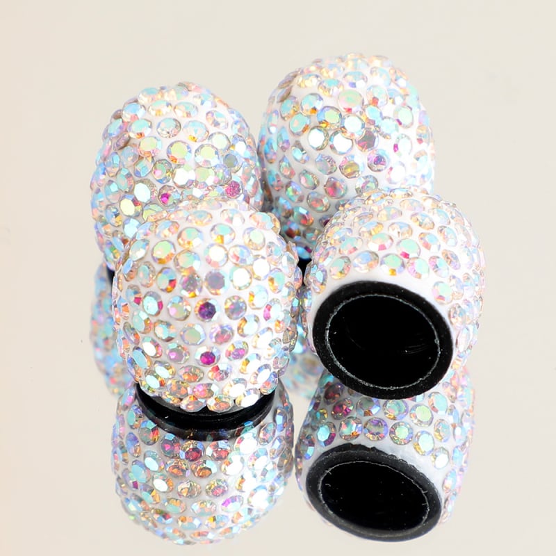 Automobilių vožtuvo dangtelis – deimantais inkrustuotas, bekamerinis ventilis, guminis, su sriegimu, universalus