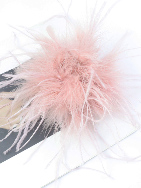 Kiegészítők: Tollból készült brooch, dekoratív esküvőkre, francia retró stílus, anyag: toll