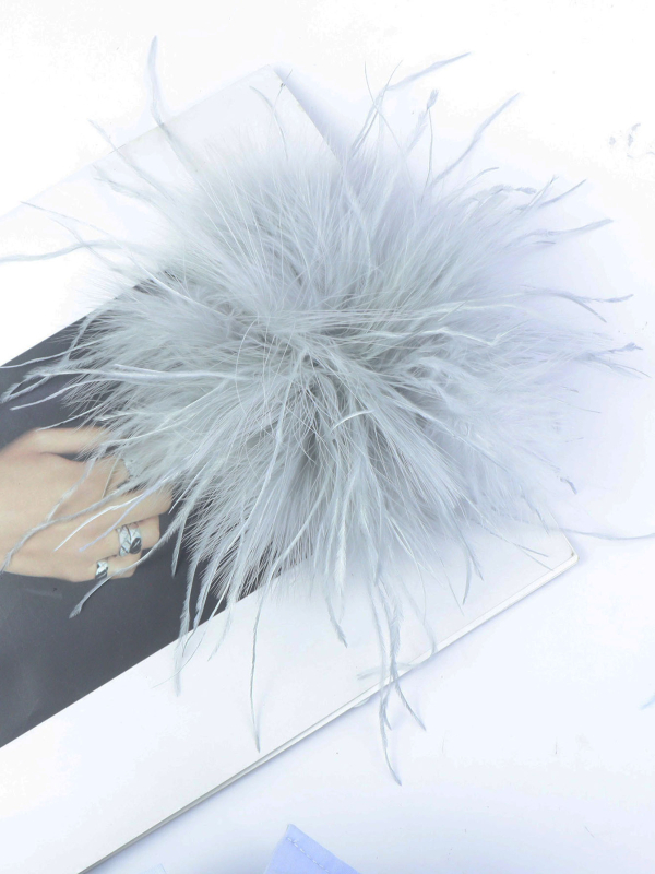 Kiegészítők: Tollból készült brooch, dekoratív esküvőkre, francia retró stílus, anyag: toll