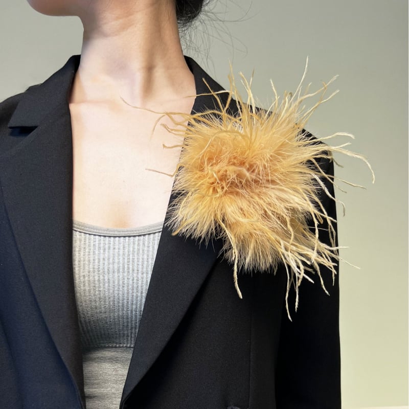Kiegészítők: Tollból készült brooch, dekoratív esküvőkre, francia retró stílus, anyag: toll