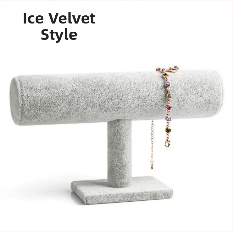 Fából készült háromszintes ékszerkiállító állvány I-alakú tervezéssel, Nordic stílus, velúr burkolat