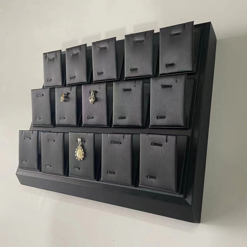 Raft pentru bijuterii – design simplu, stil artistic, un singur nivel