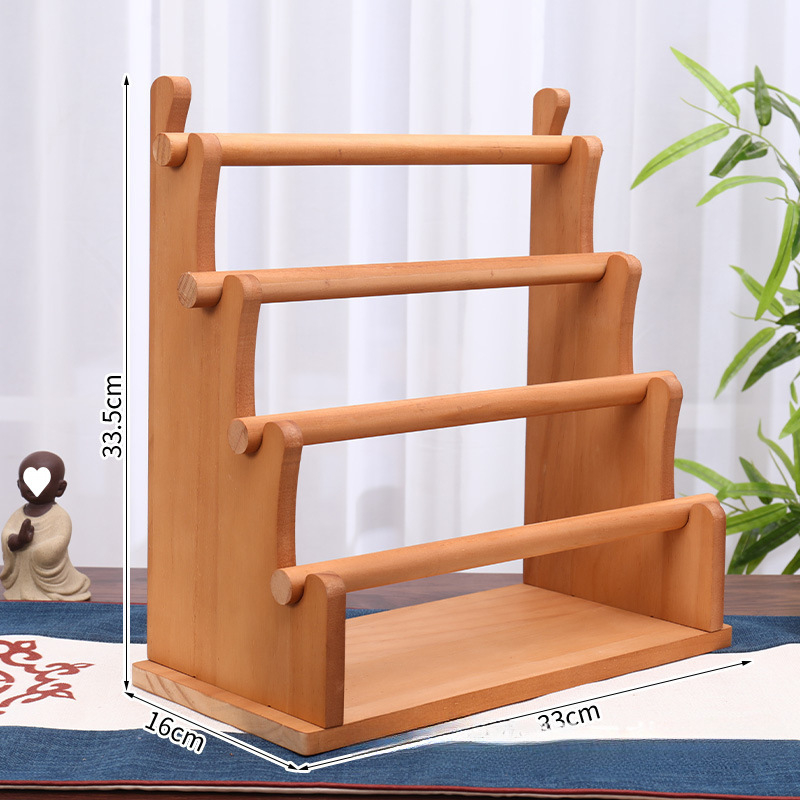 Suport de prezentare bijuterii cu cadru metalic pe bază din lemn solid, două niveluri, finisaj vopsit cu spray, stil artistic