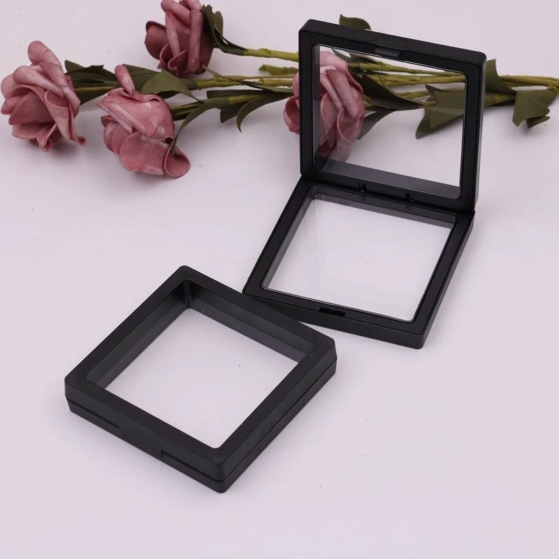 Unique papírból készült ékszerdoboz – kiállítási doboz, porvédett, pásztorális stílusú, ékszer rendező