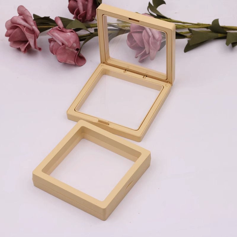 Unique papírból készült ékszerdoboz – kiállítási doboz, porvédett, pásztorális stílusú, ékszer rendező