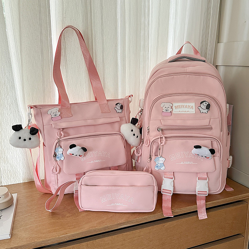 Nailona skolas mugursoma, ūdensnoturīga un izturīga pret nolietošanos, ar gaisa spilveniem siksnās, piemērota vidusskolai