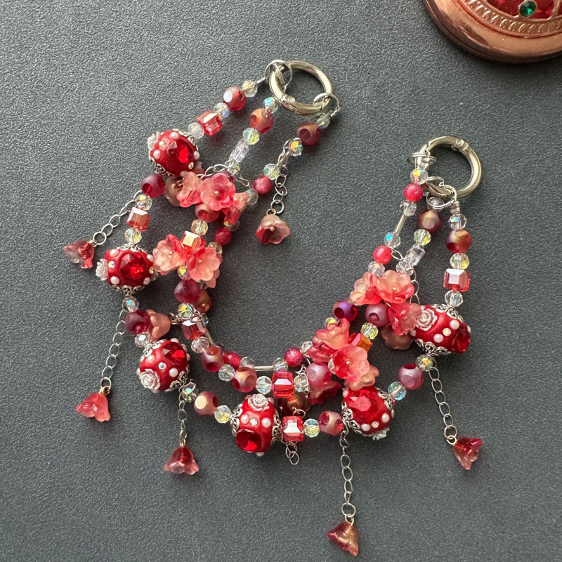 Pandantiv pentru telefonul mobil cu lanț floral - lucrat manual, materiale mixte, Ya Jewelry