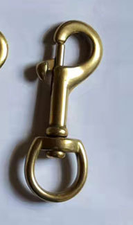 Закопчалка за чанти Hook — метална, марка Broken Copper, модел Hook, сезон Spring 2022