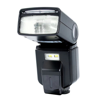 Bezgspoguļu ceļojumu kamera, 24,3 MP CMOS sensors, maksimālā izšķirtspēja 48 MP, 1/1.8 collu sensors, periskopa tipa objektīvs, 3.0 collu LCD, pilnīgi manuāla darbība