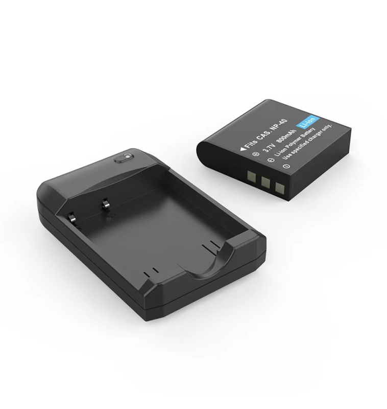 Bezgspoguļu ceļojumu kamera, 24,3 MP CMOS sensors, maksimālā izšķirtspēja 48 MP, 1/1.8 collu sensors, periskopa tipa objektīvs, 3.0 collu LCD, pilnīgi manuāla darbība