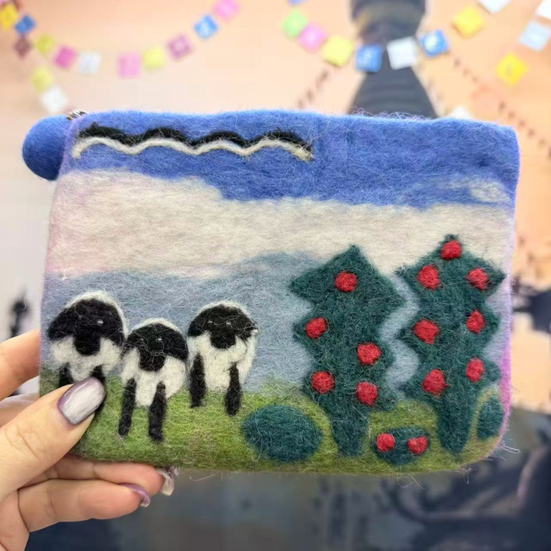 Portofel pentru monede din filc de lână, design castel, căptușeală pluș, antibacterian, primăvara 2024