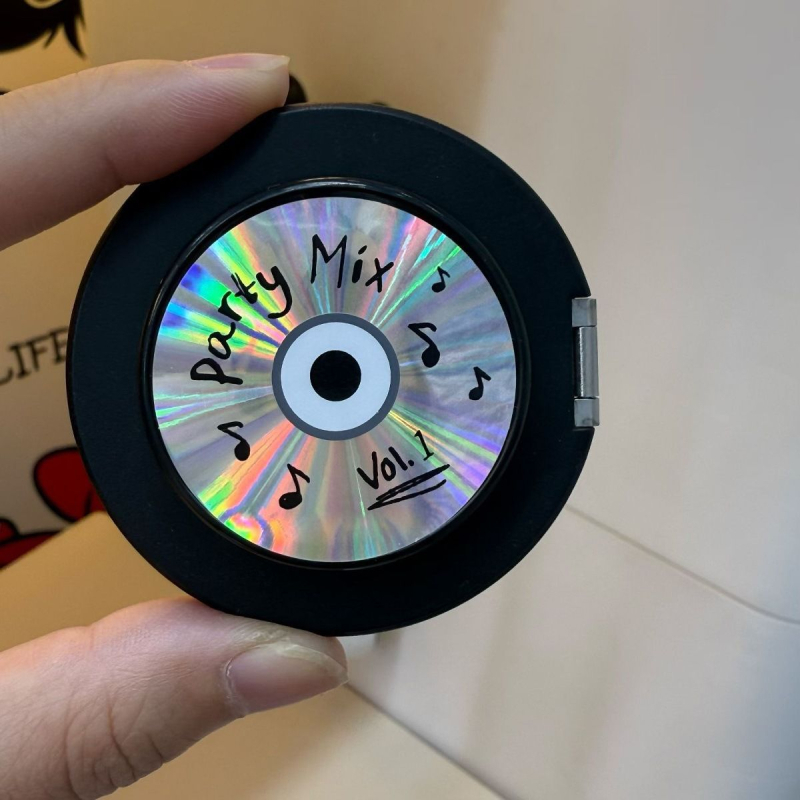 Stand universal pentru telefonul mobil – stil cyberpunk, fără marcă, fără personalizare (Marcă: Alt; Personalizare: Nu este suportată; Stil: Cyberpunk)