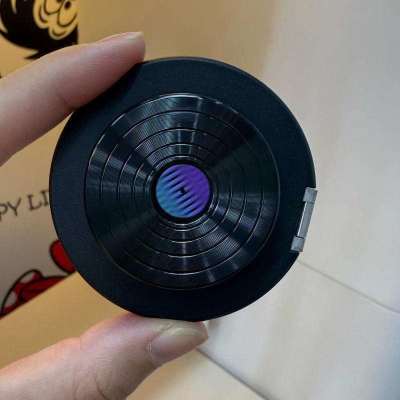 Stand universal pentru telefonul mobil – stil cyberpunk, fără marcă, fără personalizare (Marcă: Alt; Personalizare: Nu este suportată; Stil: Cyberpunk)