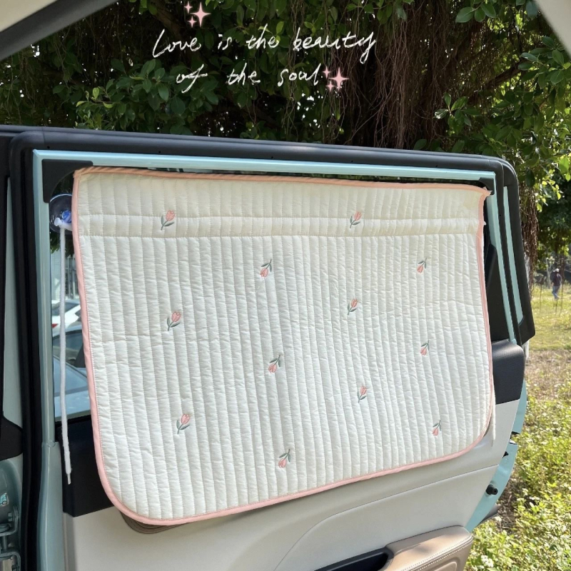 Draperie auto cu protecție solară și broderie urs-flori, bumbac gros, imprimare logo, montaj cu ventuză, stil desen animat