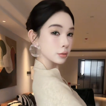 Náušnice zo striebra 925, geometrický tvar, elektroplatina, jar 2025, jednoduchý štýl