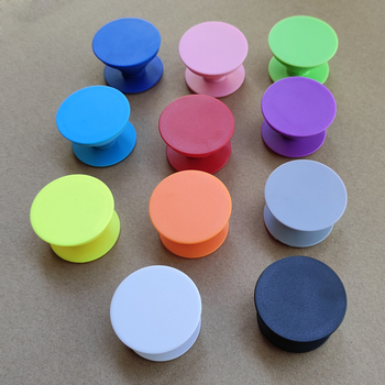 Mobiiltelefonide hoidik, universaalne, plastikust, kohandatav