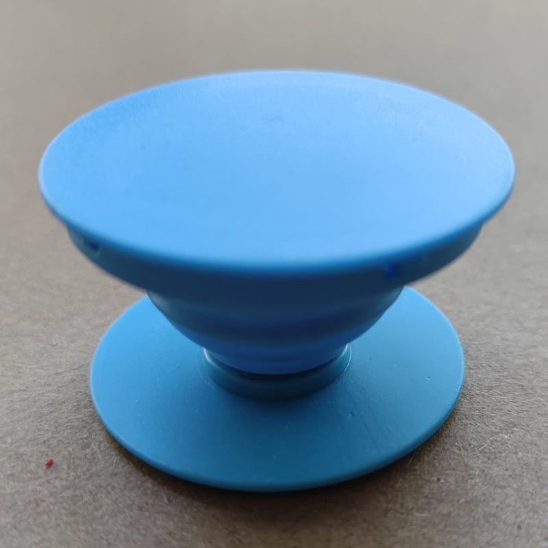 Mobiiltelefonide hoidik, universaalne, plastikust, kohandatav