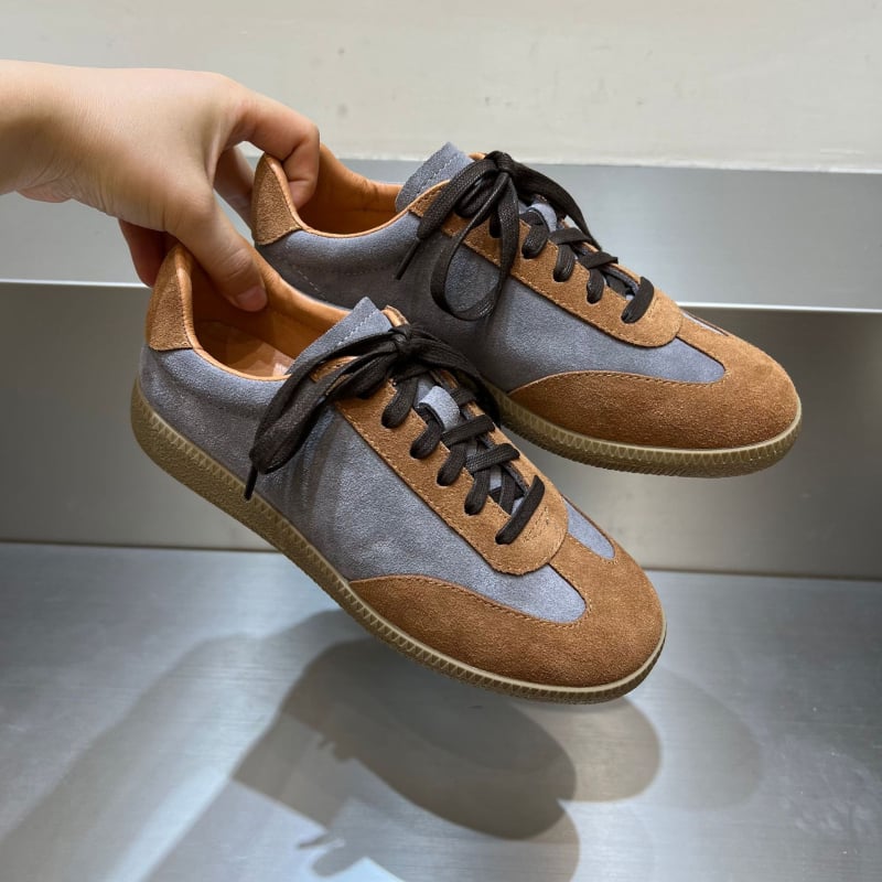 Desun moteriški sportiniai bateliai Korejos stiliumi, viršutinė oda, apvali nosis, žemas kulnas 1–3 cm, guma padas