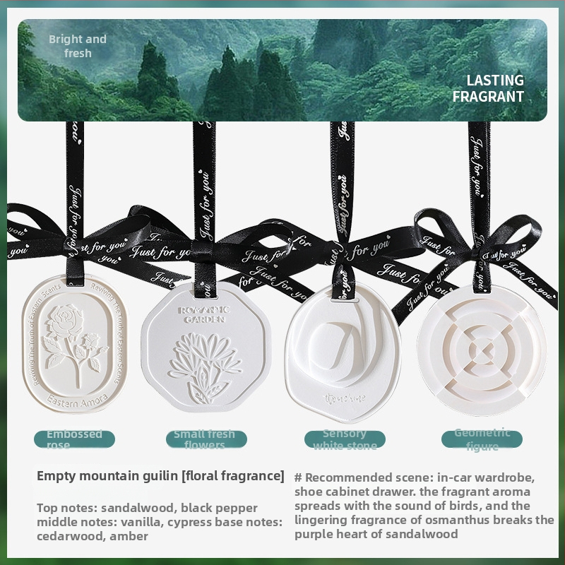 Автомобилна ароматизираща висулка от камък; функции: ароматизиране, премахване на миризми, интериорно оформление; стил: прост