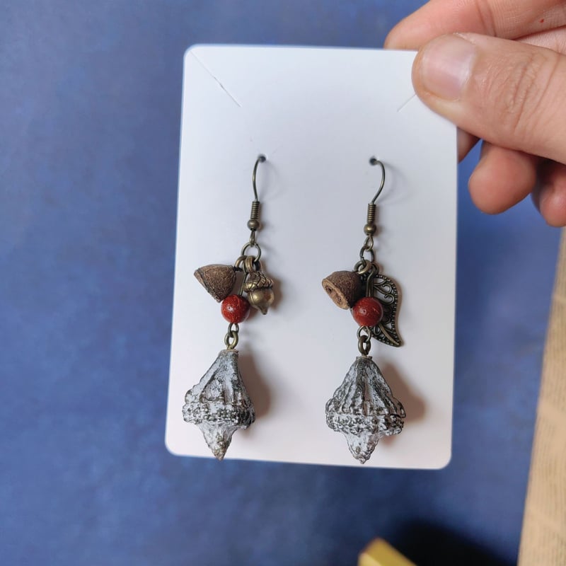 Обеци от сплав със електроплакирано покритие, медени ушни шипове, пасторален стил, Пролет 2025