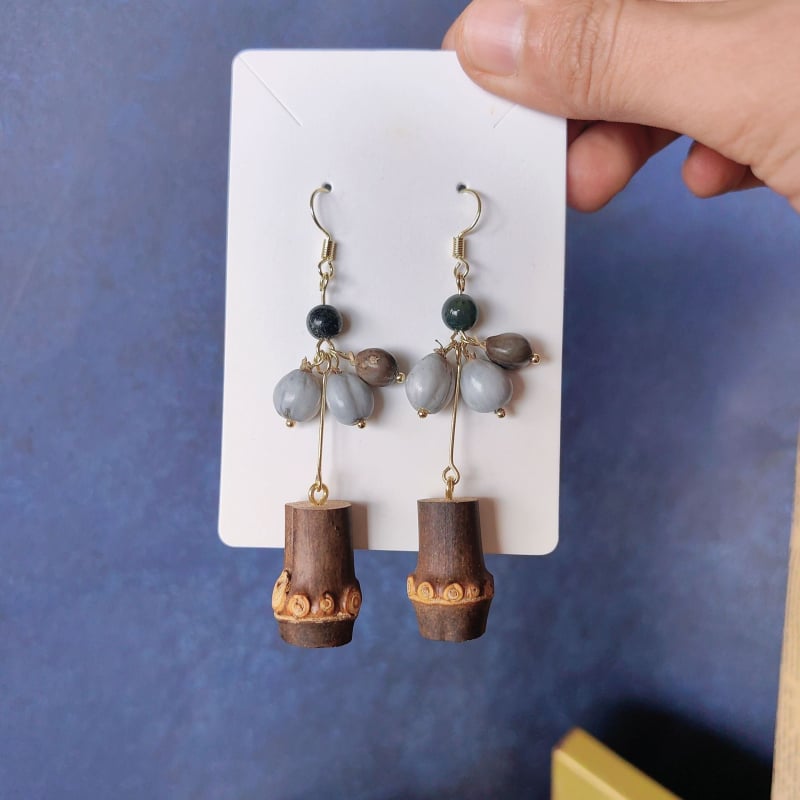 Обеци от сплав със електроплакирано покритие, медени ушни шипове, пасторален стил, Пролет 2025