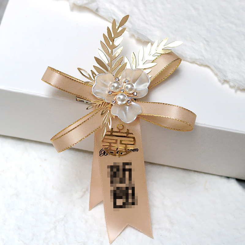 Esküvői brooch készlet menyasszony és vőlegény részére, koszorúslányok, tanúk, szülők és család – teljes készlet