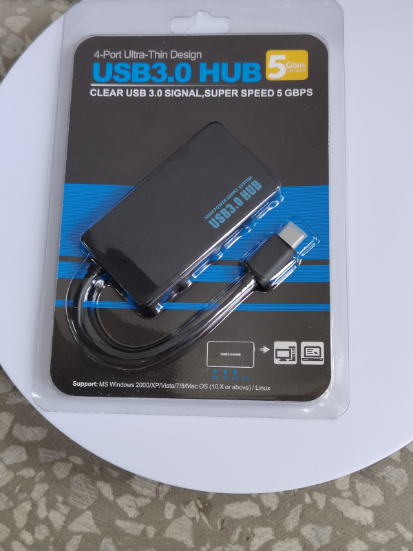 USB 3.0 hub, 4 priključka, proširenje 1–4, napajanje preko USB, kabel dužine 10 cm, prijenos 5DBps