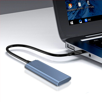 M.2 SSD dėžutė NVMe/NGFF/SATA, aliuminio lydinio korpusas, palaiko iki 2TB, duomenų perdavimo greitis 10Gbps/5Gbps