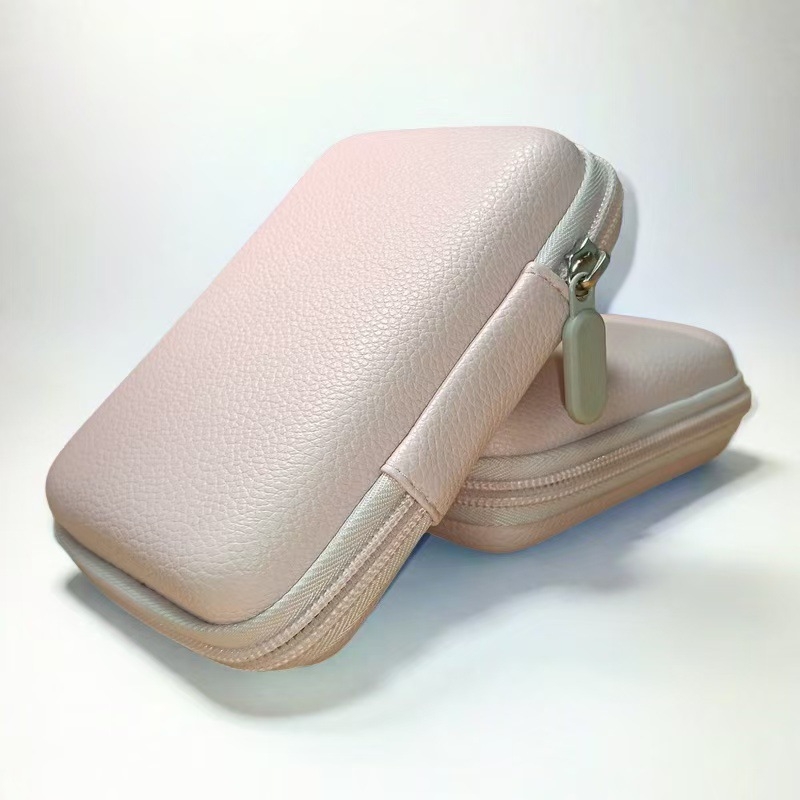 Portatīvā ārējā cietā diska soma, PU āda, EVA karstās presēšanas konstrukcija, izturīga pret triecieniem un putekļiem, datu kabelu uzglabāšanas kastīte