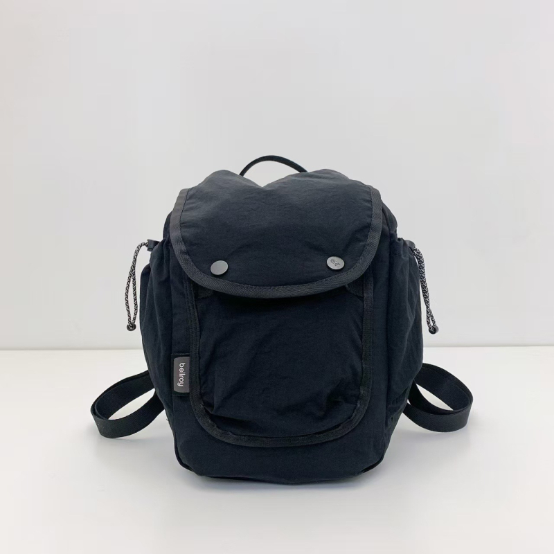 Nylon tote torba, gradski minimalistički stil, vodoravni kvadratni oblik, unutarnji džepovi sa zipom i džep za dokumente, otvoreni gornji dio, izdanje jeseni 2025