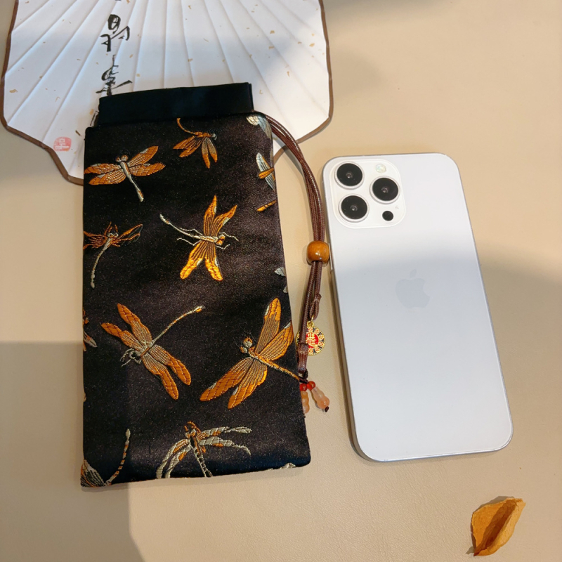 Crossbody mobiltelefon-táska irodalmi-nemzeti stílusban, selyem anyag, húzózárral záródó, poliészter bélés, nőknek