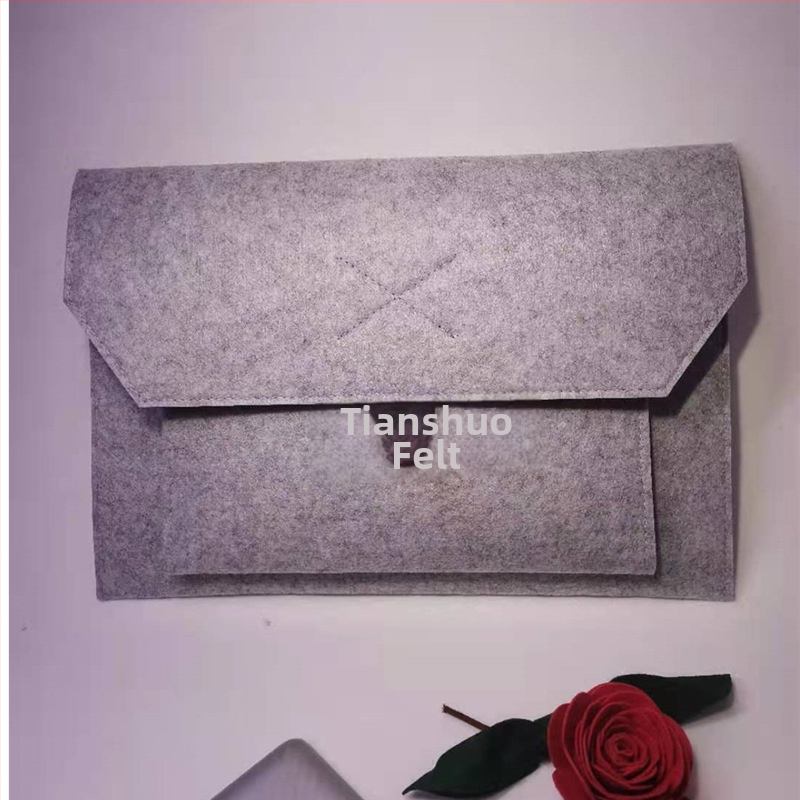 Нетъкан текстилен калъф за таблет и ноутбук с капак, вътрешна подплата, джоб за компютър, мека дръжка – дишащ, износоустойчив и удароустойчив