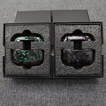 AirPods Pro 3 Кейс — Карбоново влакно, твърд корпус, печат с термопренос, съвместим с Apple