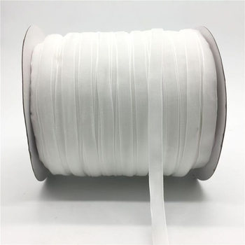 Bársonyszalag, egyoldalas, bolyhos felülettel, poliészter bársony