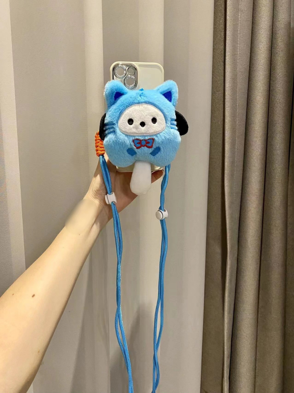 Pandantiv pentru telefon din pluș – stil desen animat, accesoriu decorativ (Material: pluș; Proces: serigrafie; Funcție: decorare; Tip: pandantiv pentru telefon; Personalizare: Da)