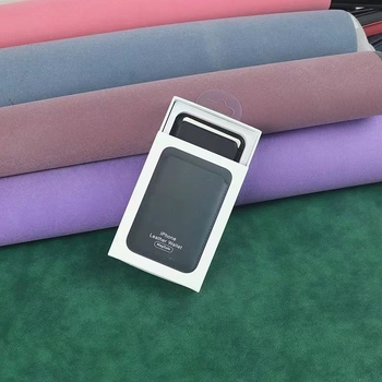 MagSafe картодържател за iPhone 12/12 Pro/12 Pro Max/12 mini/14 Pro Max — PU кожа, магнитно задържане, горещо пресована изработка, възможност за персонализиране