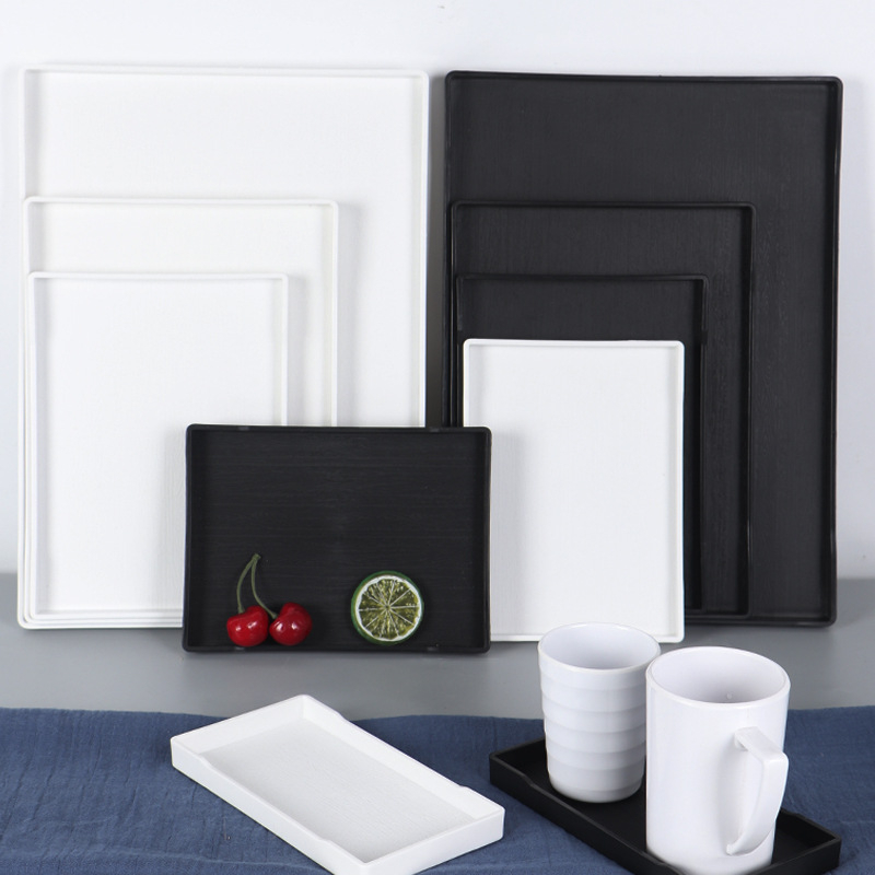 Tavă pentru camerele de hotel: melamină, formă pătrată, suprafață glazurată, logo imprimat, posibilitate de personalizare.