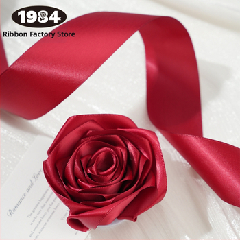 Satiinlint pulmadele ja kingituste pakkimiseks – DIY dekoratsioon, materjal: lint, viimistlus: satiin, kaubamärk: Nine Clouds Ribbon, kasutus: pulmad, pakkimine