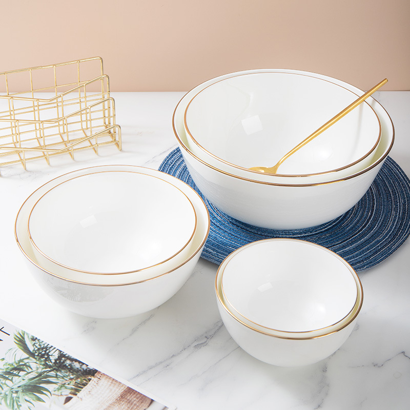 Csontporcelán tálak készlete szállodák és éttermek számára — kör alakú, glazúrt felület, testreszabható