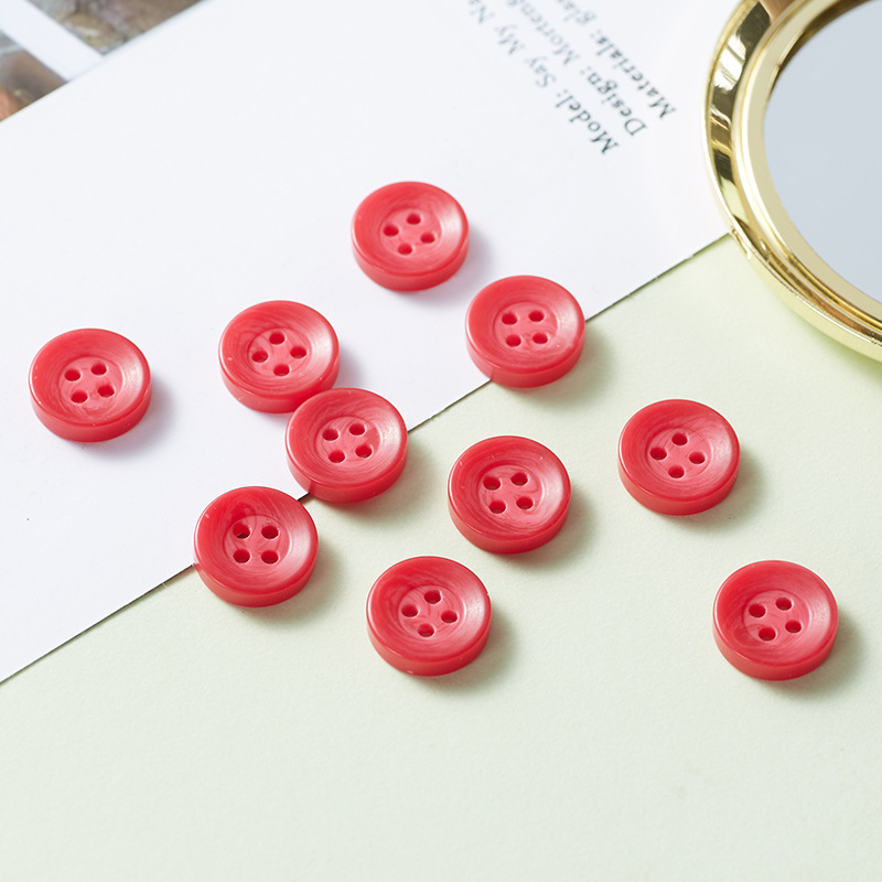 Бутон за риза от смола - екологичен, четири дупки, за ризи, Putenda