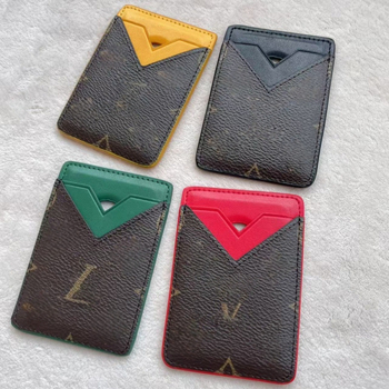 Axiu платнен картодържател за карти с модел кучешки зъби и силно магнитно задържане за MagSafe iPhone