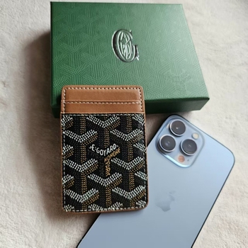 Axiu платнен картодържател за карти с модел кучешки зъби и силно магнитно задържане за MagSafe iPhone